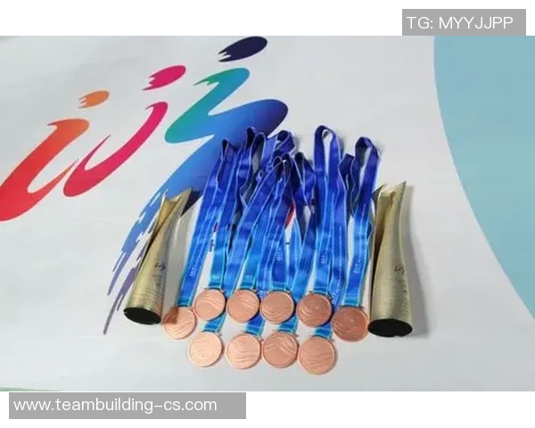 广州羽毛球队与成都羽毛球队赛后复盘分析比赛经验与战术策略