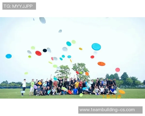 深圳飞盘队如何通过快攻革新引领飞盘运动新潮流与战术变革