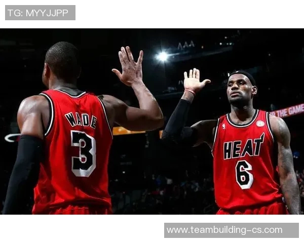 西安篮球队在联合会杯中的蜕变与新生之路探索 西安篮球队在联合会杯中的蜕变与新生之路探索