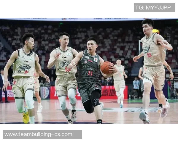 吴冠希的篮球之路从青涩少年到CBA明星的成长故事与奋斗历程