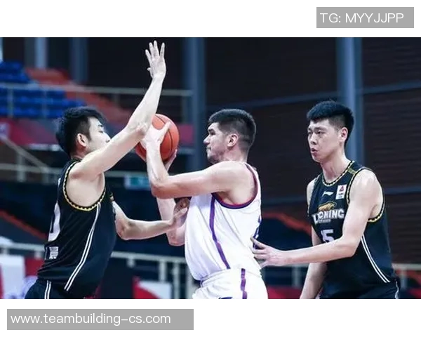 朱荣振的成长之路与职业生涯探索：从普通学生到行业领军人物的蜕变历程