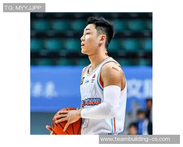 高诗岩：从篮球新星到职业生涯的辉煌转折点探索与成长之路