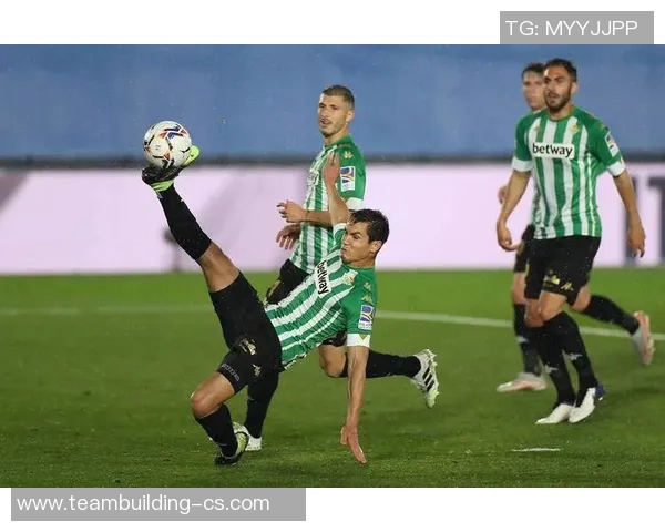 贝蒂斯与皇社会激战在即谁能在西甲赛场上笑到最后