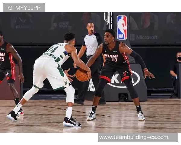 雄鹿对决湖人女主播精彩解说引发球迷热议与关注